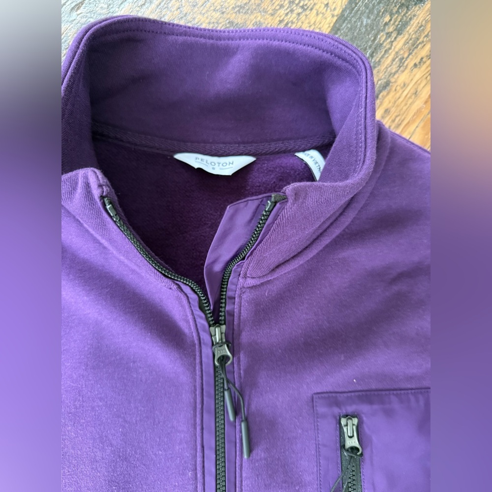 Peloton Deep Purple Activewear Set Size Small - Picture 12 of 12